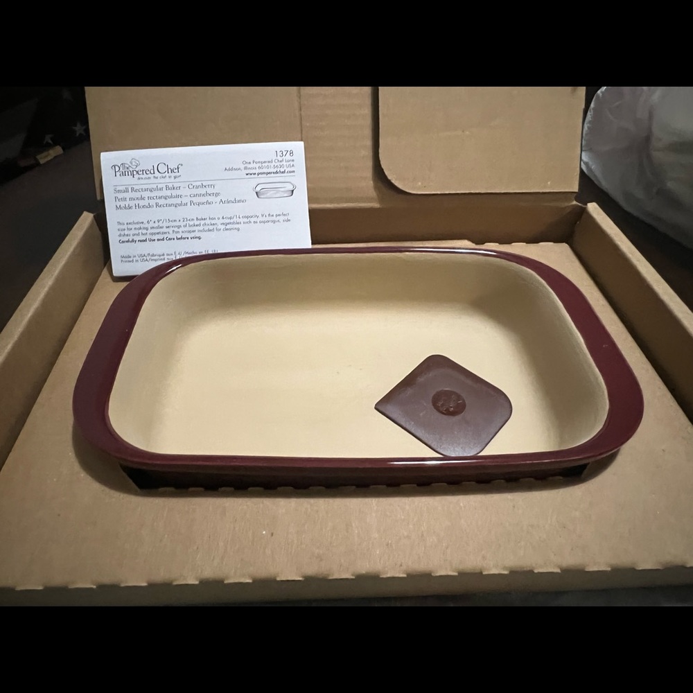 Pampered Chef Small Rectangle Baker